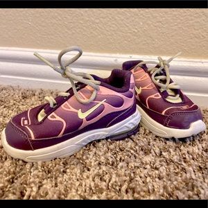 Children’s Size 6 Pink & Purple Nike Air Max Shoes